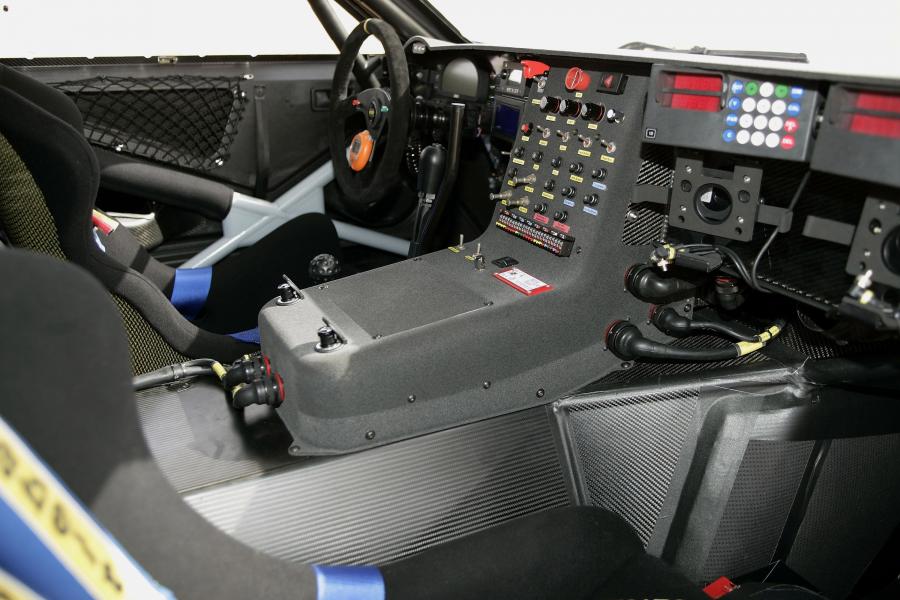 Volkswagen Touareg Race 2 2005 года  (фото 3 из 30)